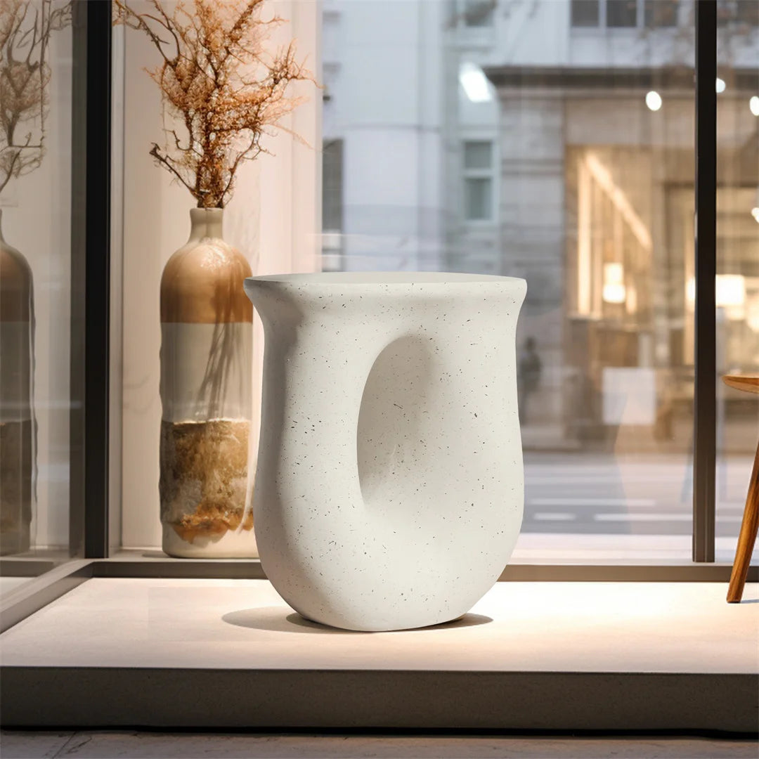 Modern U-shaped Geometric Lightweight Concrete Accent Table - Alia's Home Things  